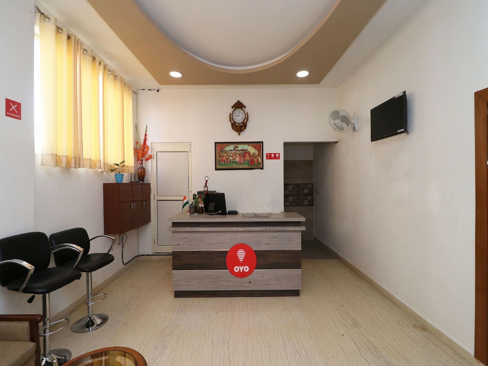 Oyo 13406 Hotel Golden Leaf Bareilly Exterior foto